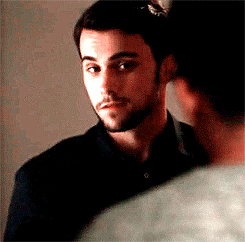 fraternallyyours:  dannyypinks:  Connor Walsh + doing that thing  Get the frick at me.