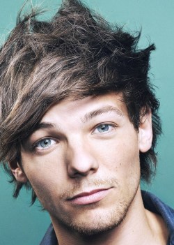 direct-news:  New pictures of Louis from the Simon Emmett Photoshoot 