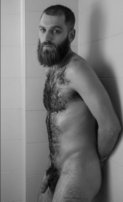 manlybush:  I love wet pubes and how the