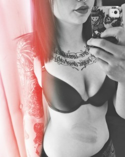jeskitten:  Bra shopping and realized someone kissed the gross mirrorâ€¦