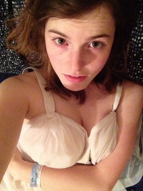 cantstopfaking:  Some of my more harmless sexy Selfies