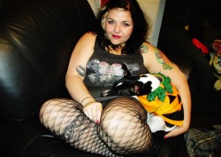 letgoat:  femmevengeance-deactivated20141: Gone - Halloween’13  i want those tights and also to be you 0_0  Jordan! Righhht???? I think she&rsquo;s one of the prettiest girls on tumblr, straight up. She got a partner though :)