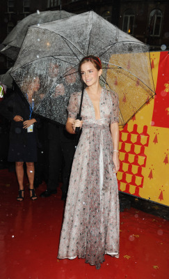 boa-celeb:  Emma Watson – “Harry Potter and the Half-Blood Prince” Premiere in London [2]