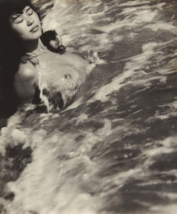 foxesinbreeches:  Nude in Water by Yoshiyuki Iwase, 1950 