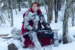 waffies-n-toast:  vidrig:  My friend davio3d was kind enough to lend me his suit of armor, and into the forest we went!  oh please PLEASE tell me you’ve read books by Tamora Pierce? Because if not, you just accidentally roleplayed Allana the Lioness