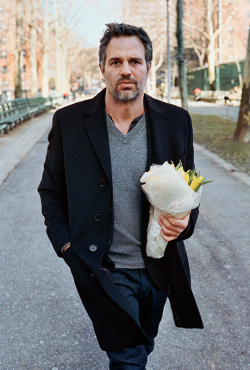 kal-el:  Mark Ruffalo photographed by Theo Wenner for Rolling Stone magazine 