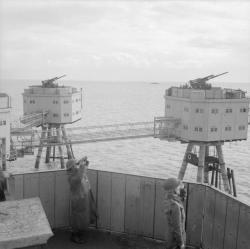 dieselfutures: Maunsell Sea Forts