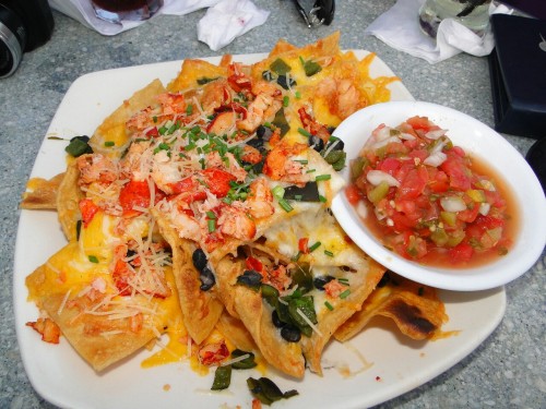 Porn photo everybody-loves-to-eat:Lobster nachos.  