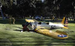 breakingnews:Actor Harrison Ford injured in Santa Monica, Calif., plane crashNBC News: Actor Harrison Ford was reported injured when a vintage plane he was piloting crashed at a Santa Monica, Calif., golf course. Officials said the pilot, who they could