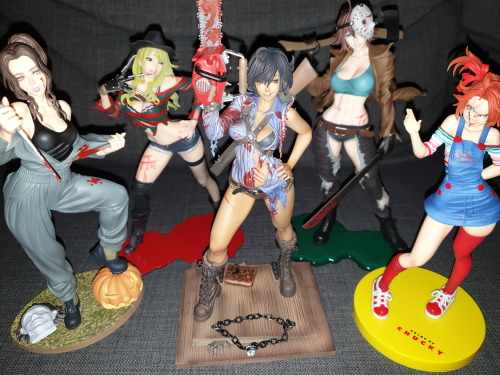 eyzmaster: #blog Something that came up in a chat, here’s my collection (so far) of Horror Bishoujo figures by Kotobukiya. Psycho killers turned waifus! It’s like they made these just for me!! XD ‘Can’t wait for the Leatherface one. Also, anyone
