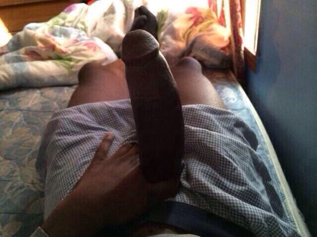 swervingonthatblackdick:  Swerving On That Black Dick! Follow us to join the ride!!! 