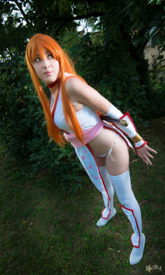 hotcosplaychicks:   Kasumi cosplay, Dead or Alive. by Giuzzys  Check out http://hotcosplaychicks.tumblr.com for more awesome cosplay