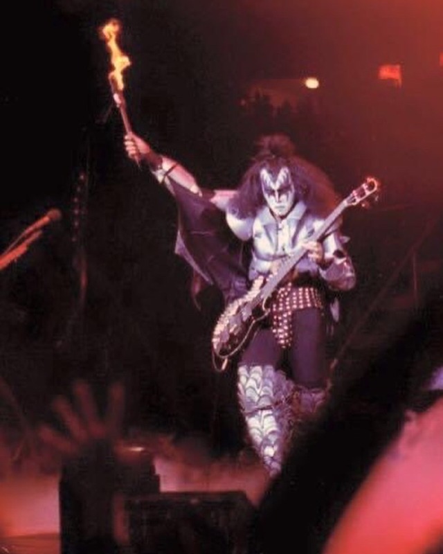 Posted @withregram • @acefrehleysshadow #Kisstory March 6, 1977Columbus, OH 🇺🇸St. John ArenaPromoter: OSU Pep Board PresentsOther act(s): Legs DiamondReported audience: (14,000 capacity)Set list(s):Unknown.Notes:- The Dictators were originally