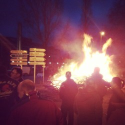 #NANTES  #manifestation #tracteur #feu  #explosion