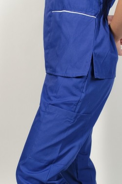 Smileyscrubs:  Our Contrast Scallop Scrub Set In Blue, With 3 Pocket Pants, 2 Side