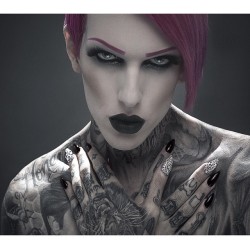 jeffreestar:  a mixture of light &amp; darkness is inside all of us… 💀⚡️💣✨ photo by: @jakesimp