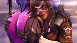 girlsperfects:  Tracer enjoying the view of Widowmaker’s booty 