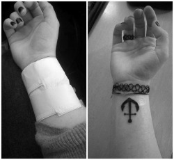 bruciamoinsieme:bruciamoinsieme:“La mia ancora e il mio ancora.”Primo tatuaggio (14/03/2015) Foto mia.❤Volevo aggiungere una cosa.Volevo spiegare che significato abbia questo tatuaggio per me.Non voglio passare per una che lo fa tanto per.Ho visto