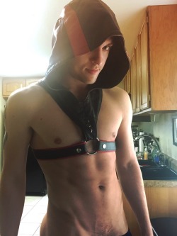 pupamp:  fetish-guide:  Where can I get this? Hood thing…and the guy thing.  Psst. Look at the hashtags 😜 it’s from priape