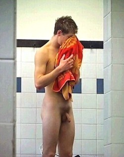 i-am-jacks-dick:  Towel off, stud🍌4.