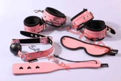 lovebeenthegimp:  sexysassycolor:  FOR YOU MY PET  Yes please love been a pet   Cute pink bondage kit.