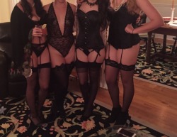 cuir&ndash;et&ndash;dentelle:  The other night @on-her-knees-to-please threw an absolutely lovely lingerie party and I think it’s safe to say the ladies were looking hot. That’s me all the way on the left 🎀