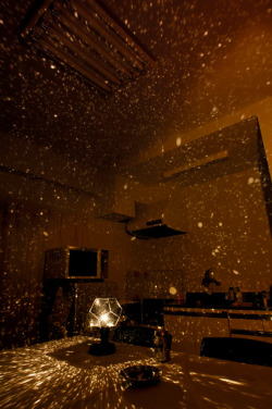 Asylum-Art:  The”Infmetry” Diy Astro Star Laser Projector Cosmos  This Star Projector