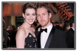 castielspastrymishap:  cas-wants-the-dean:  andernina:  Can we talk about how Anne Hathaway’s husband Adam Shulman looks a bit like William Shakespeare… who had a wife named Anne Hathaway?  THEY’RE IMMORTAL   Time Travelers 
