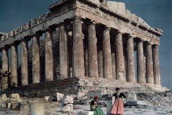 natgeofound:  Women rest at the Parthenon