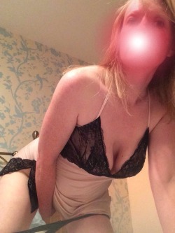 britishwifeexposed: Each reblog will receive a private pic straight to your inbox