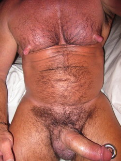 realmenstink:  BIG CHEWY NIPS AND THICK RINGED DICK !!!