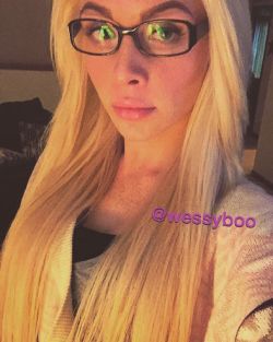 wessyboo:  💋😘 #me #mtf #trans #transgirl #transwoman #transgender #hairstylist #hair #barbie #blonde #blondegirl #blondehair #sweaterweather #fabuluxe #fabulous #flawless