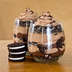 derfreedree:  delicious-food-porn:  littleplasticmonster:  morbidamusement:  cupofcarrots:  brolarosa:  chocolate  CHOCOLATE  Did someone say… chocolate?  WHY IS THERE NO RECIPE SOURCE  r$W%Y$WGT%W#^$YUQEH  Oreo mousse Peanut butter cup brownies Ice