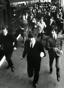 theswinginsixties:  The Beatles in ‘A Hard