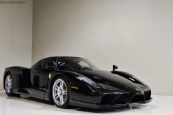 desertmotors:  Ferrari Enzo  Follow Cars,Women,Weed and Other shit http://cwwaos.tumblr.com