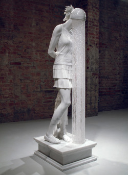 fer1972:  Ghost Boy, Ghost Girl: Carrara Marble Sculptures by Kevin Francis Gray  Mierdure! O.o