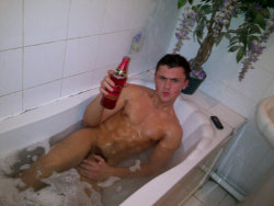 scallylads:  cheeky-lads-post:  http://cheeky-lads-post.tumblr.com/ Follow for more snapchat; Jamie_boys  How hot and cheeky r u