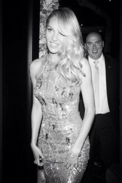 cuckoo-for-coco-chanel:  Candice Swanepoel 