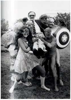 browsethestacks:  Stan Lee And Friends