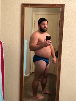 speedoweirdo:  hawsdog:  When your childhood bathroom has great lighting, but it shows off how fat you’ve gotten  babe you look gorgeous 