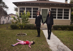 boundunbound:  bluedelliquanti:  Photographer Gillian Laub&rsquo;s portraits of punk rocker Laura Jane Grace, her wife Heather, and their daughter Evelyn. These photos and the accompanying Cosmo article marked one year since Grace began her MtF transition