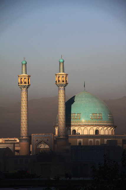 pashtundukhtaree:  Mosque in Kabul, Afghanistan. (source)