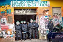 ready-to-fight:  yesterday in Berlin, when the police tried to storm the R94 Squat 