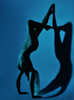 naked-yoga-practice:  coffeenuts:Blue Nude by euGen by euGen-foto   Lovely nude handstand using wall for support.  It’s ok to use a wall as a training tool for handstands, but try not to become reliant.