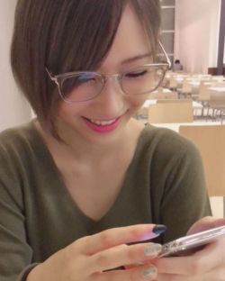 sakamichi-steps:志田愛佳 on Instagram 2019.09.04 #少し焼けた、、画質悪。