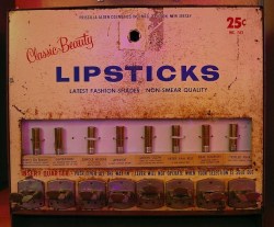 210pm: fruitcrocs:   tbhfunk:   arcaneimages:  1950â€™s lipstick vending machine        