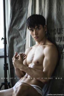hunkxtwink:  Xie ZiQiu Hunkxtwink - Did you miss more like him in my archive ? 