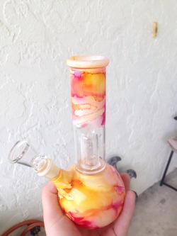achickwithapipe:  drugsrus:  coffeepotsmokin:  do-drugs-kids-trip-balls:  I need help with naming this beauty anyone have any ideas?  Whoaaaa looks like a planet  venus   ^ i second the venus motion