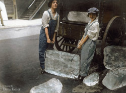 Angelclark:  Historic Black And White Pictures Restored In Color 1. Women Delivering