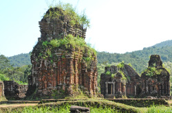 ancientart:  My Son (which means in Vietnamese “Beautiful Mountain”), is a cluster of abandoned Hindu temples built between the 4th and 13th century AD, located in the Quang Nam Province of Vietnam. This site gives us great insight into political